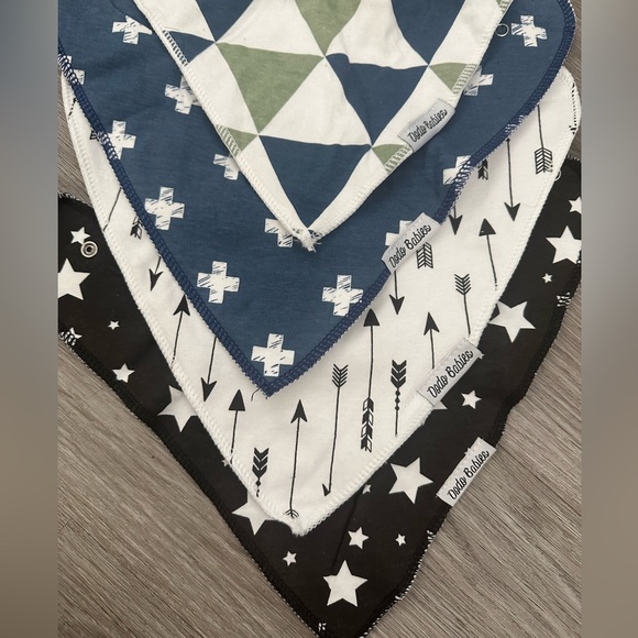 NEW| Baby Bibs Lot - Picture 2 of 4